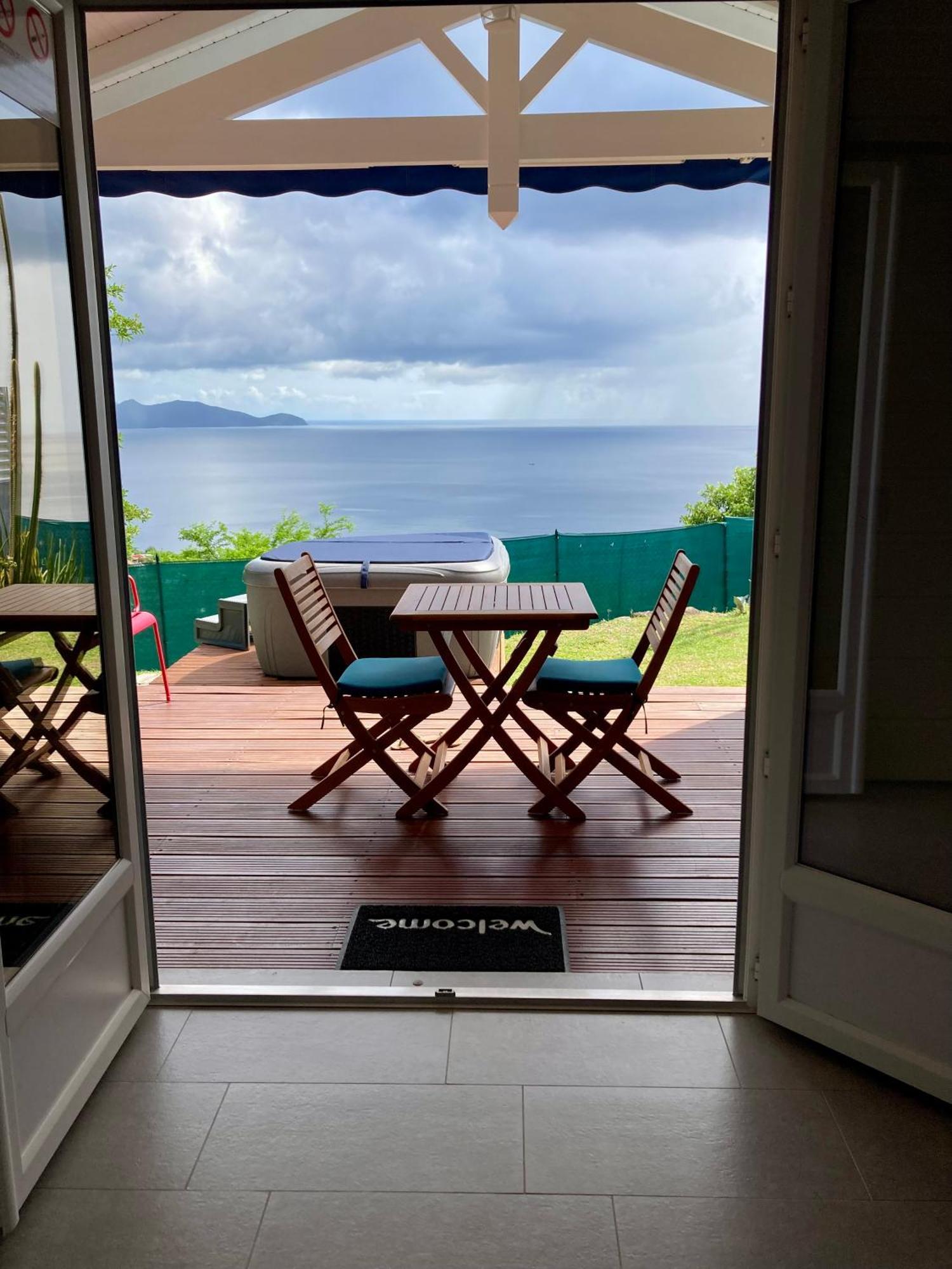 Bungalow Palbea Superieur Avec Spa Et Vue Mer Schoelcher Exteriör bild